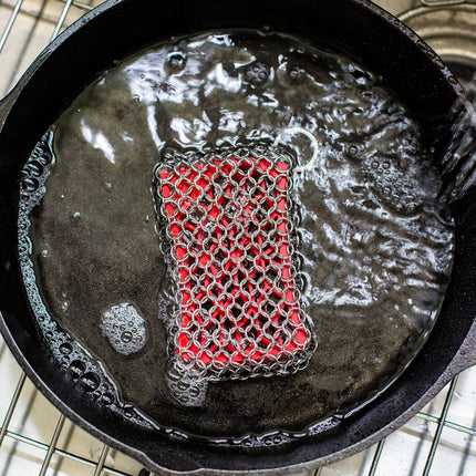 LODGE Chainmail Scrubber for Cast Iron & Stainless
