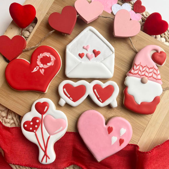 VALENTINE'S COOKIE DECORATING - Wednesday, February 5/25 at 5:30pm