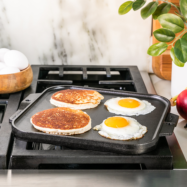 LODGE Reversible 10.5" Square Cast Iron Griddle