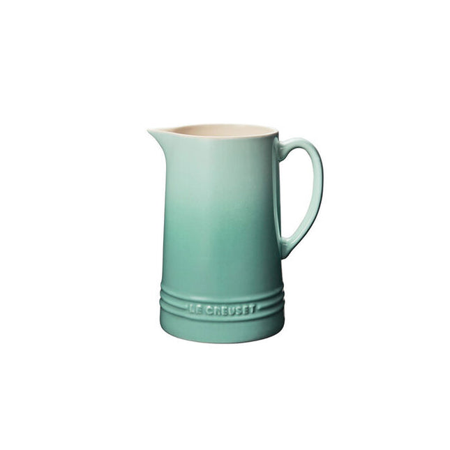 LE CREUSET Classic Pitcher