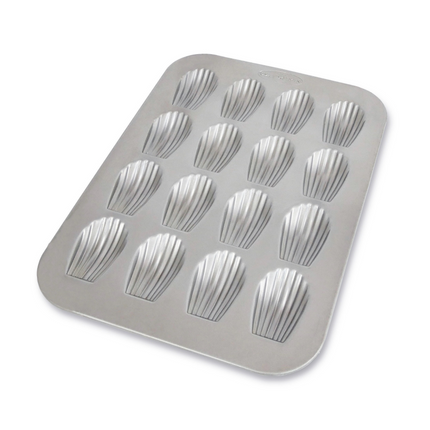 USA PAN Madeleine Pan, 16 cavity