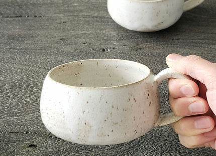 NANASE DESIGN Handmade Speckled Mug