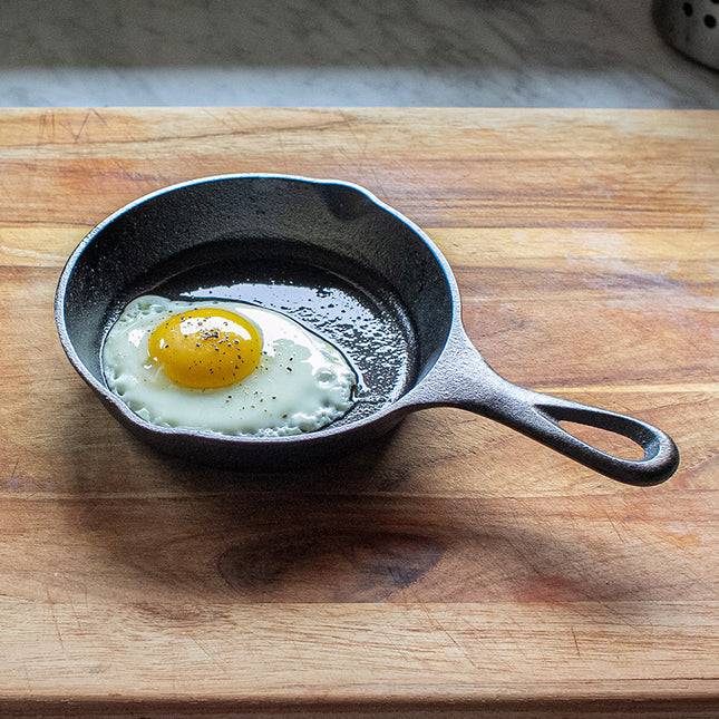 LODGE Cast Iron Skillet